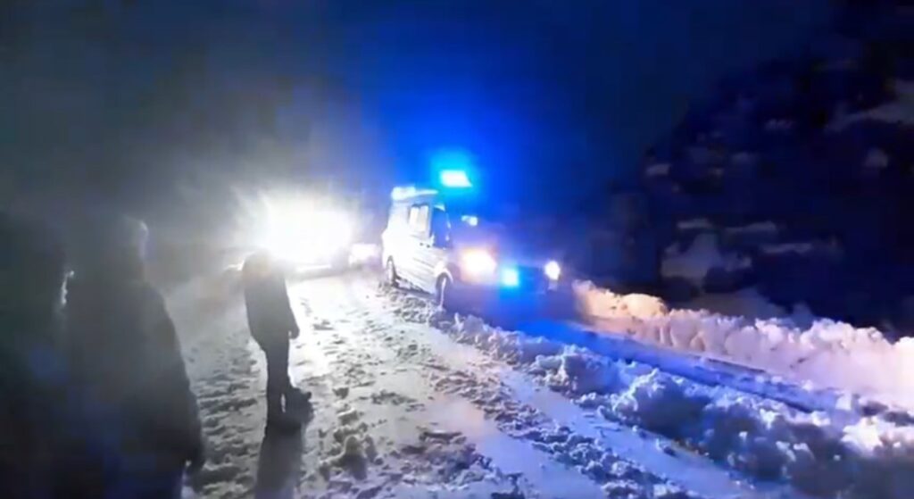 Bingöl’de Kar Yağışı Sonrası Ekipler Seferber Oldu