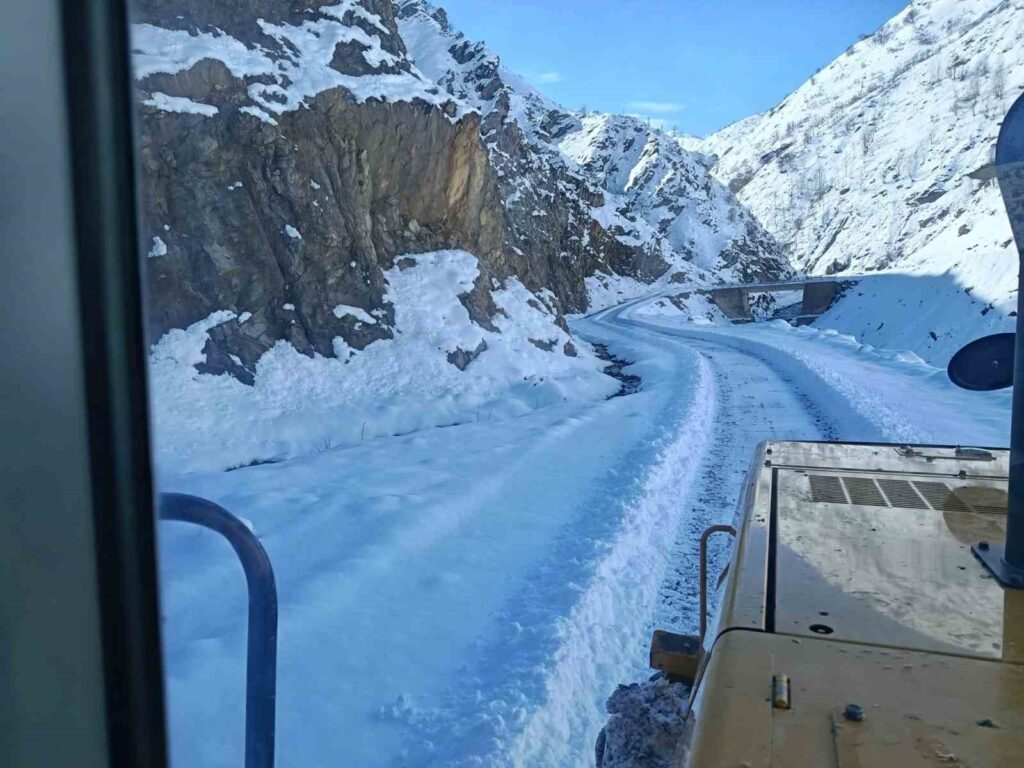 Solhan’da Kapalı Köy Yolları Açılıyor