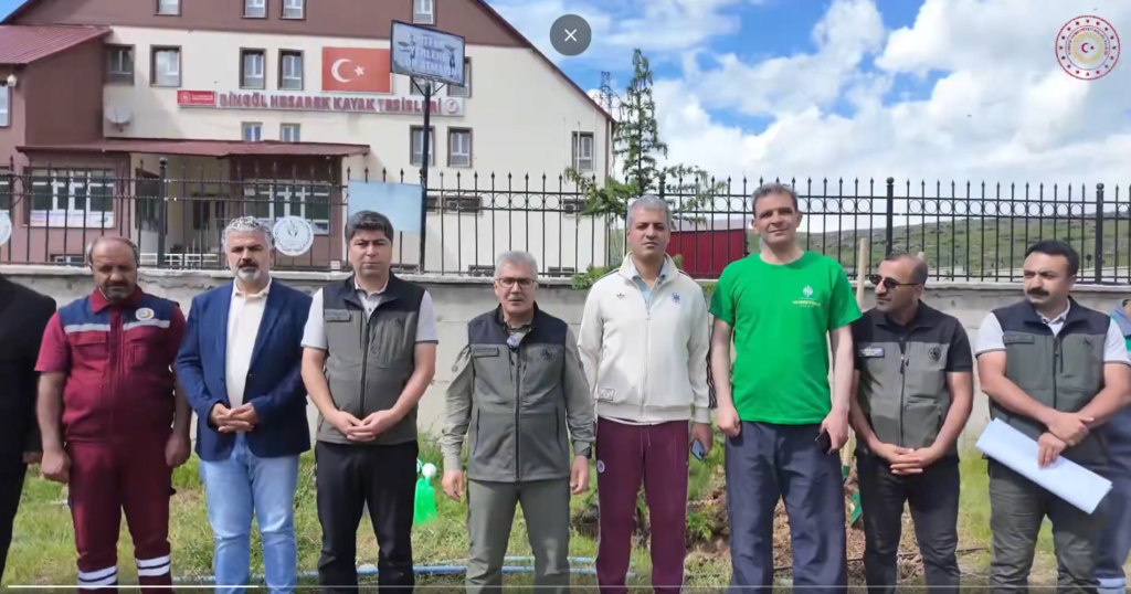 Vali Çelik Hesarek Kayak Tesislerinde İncelemelerde Bulundu