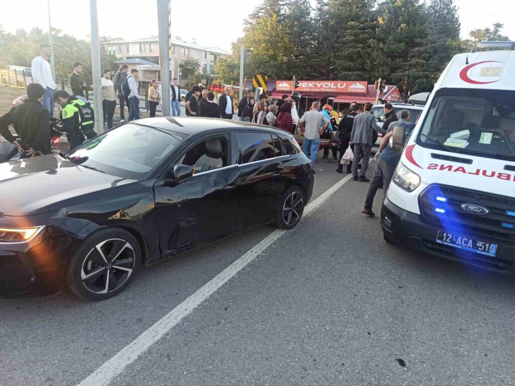 Bingöl’de iki ayrı trafik kazası: 3 kişi yaralandı